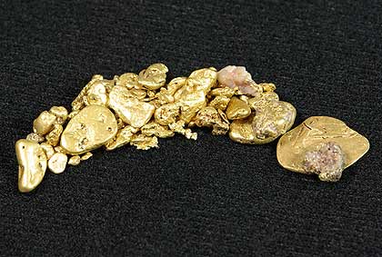 gold-nuggets Gold nuggets